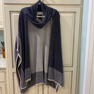 Nic+Zoe Poncho Shawl One Size Sweater With Scarf Athleisure Artsy Boho